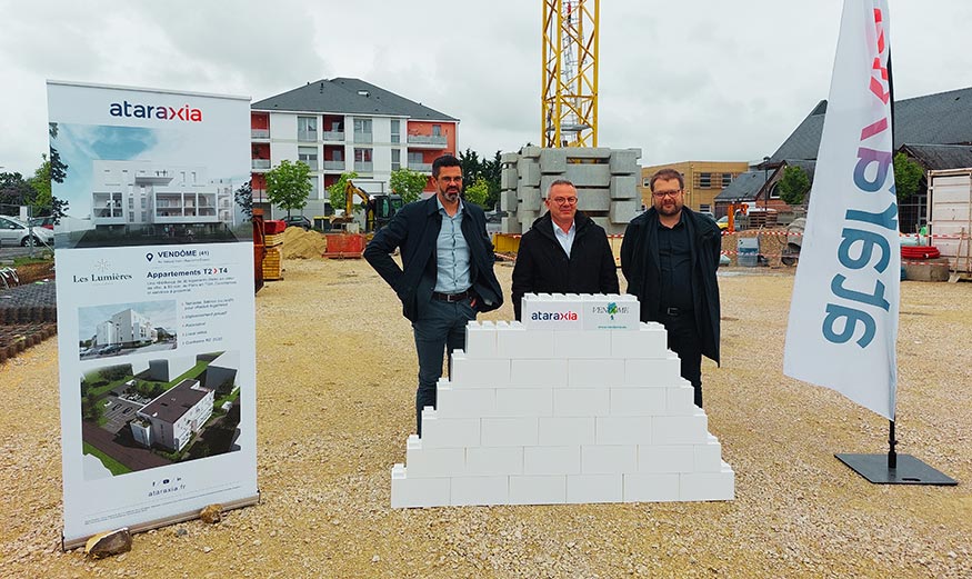 Rémi Gasnier, directeur Ataraxia, Centre Val de Loire, Laurent Brillard, maire de Vendôme et Benoît Gardrat, premier adjoint au maire délégué aux grands projets, à l’urbanisme, à la politique foncière et à la ville numérique © Ataraxia